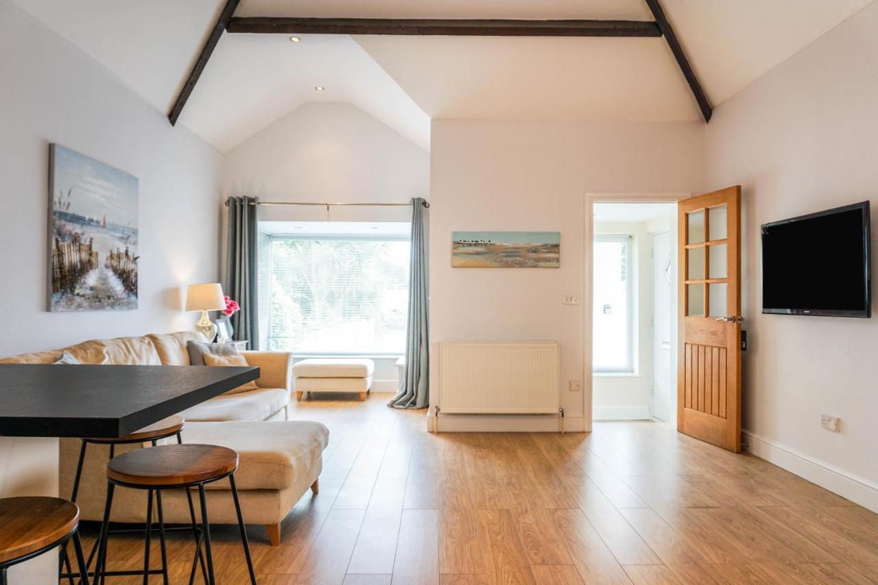 The Beach House - Fully Refurbed March 2024 Oystermouth Εξωτερικό φωτογραφία